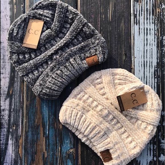 🎁One Left - Gray 🎁C.C Chenille Beanie - Picture 4 of 8